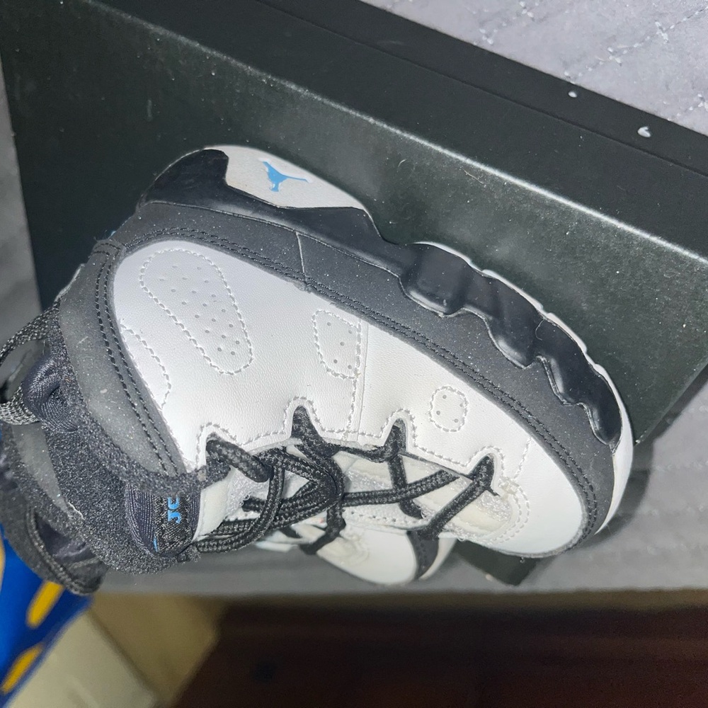 Black Blue and white Jordan 9 5C
